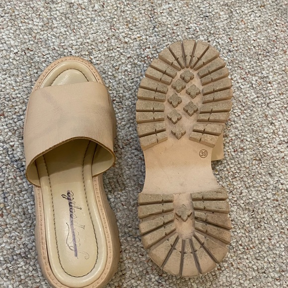 FREE PEOPLE nude platform sandals - Picture 3 of 5